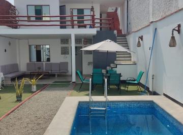 Casa · 160m² · 4 Dormitorios · 2 Estacionamientos · Casa en Alquiler en Punta Hermosa