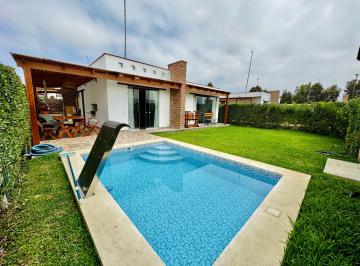 Casa de campo de 4 habitaciones, Cañete · Alquiler de Casa de Campo en Asia