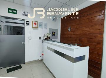Oficina comercial de 8 habitaciones, Lima · Oficina en Alquiler – Av Benavides, Miraflores