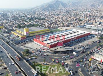 Local comercial · 300m² · Local Comercial en Zona de Alto Flujo Comercial | Los Olivos