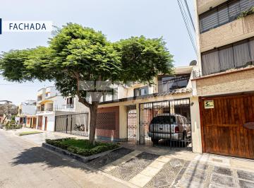Casa de 5 habitaciones, Lima · Casa en La Molina – Zona Verde y Excelente Conectividad