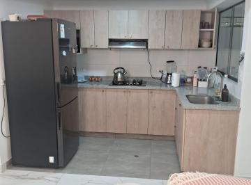Departamento de 2 habitaciones, Lima · Venta de Departamento 95 m² Primer Piso en Surco