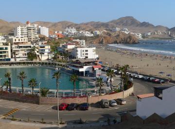 Departamento de 3 habitaciones, Lima · Alquilo Lindo Flat en Playa Santa Maria