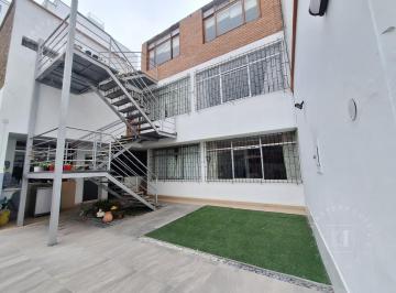 Local comercial · 272m² · 4 Estacionamientos · Local en Santiago de Surco
