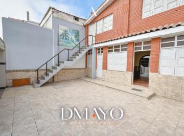 Casa · 32m² · 5 Dormitorios · 2 Estacionamientos · Venta Casa en Punta Negra 210 m²