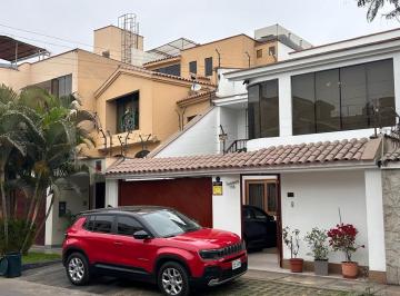 Casa de 6 habitaciones, Lima · Venta de Casa de Dos Plantas Santa Patricia La Molina