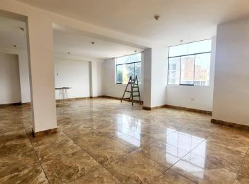 Casa · 274m² · 7 Dormitorios · 6 Estacionamientos · Ocasion Vendo Casa en Chorrillos 275 m² – Av Los Incas