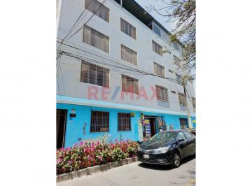 Departamento · 100m² · 3 Dormitorios · A Pocas Cuadras de La Estación del Tren San Martín! Hermoso Departamento en Urb. Los Jazmines – Sjl