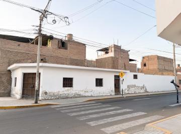 Terreno / Lote , Chincha · Propiedad en Venta a Precio de Terreno – Oportunidad Única