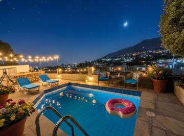 Casa de 5 habitaciones, Lima · Casa Para Remodelar con Vista Panorámica en Las Lagunas de La Molina – ¡Gran Oportunidad!