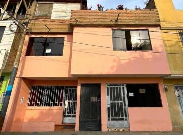 Casa · 121ha · 9 Dormitorios · Casa en Venta Al Costado del Terminal Pesquero