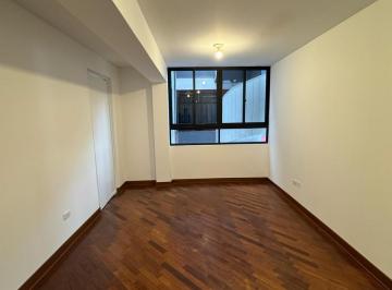 Departamento · 71m² · 2 Dormitorios · Bonito Departamento Remodelado en Venta de 71 m² San Miguel Piso 2