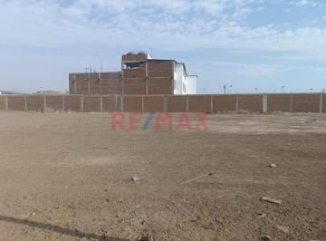 Terreno / Lote · 1077m² · Se Vende Terreno Industrial de 1077 m² en Av La Playa Ventanilla