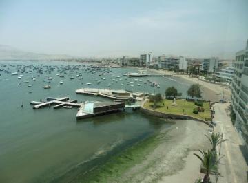 Departamento de 4 habitaciones, Lima · Alquilo Lindo Dpt con Vista Al Mar. Malecon San Martín