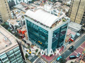 Oficina comercial · 5397m² · 30 Estacionamientos · Venta de Moderno Edificio Corporativo en El Distrito de Miraflores
