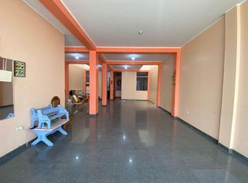 Casa · 210m² · 4 Dormitorios · 1 Estacionamiento · En Venta Casa de 2 Pisos con Cochera