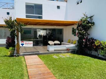 Casa · 148m² · 3 Dormitorios · 2 Estacionamientos · Casa de Playa Amoblada en Venta en Condominio Asia del Mar