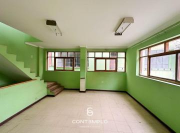 Casa de 5 habitaciones, Lima · Frente a Parque ¡Lo Que Estás Buscando! Ideal Para Remodelar o Desarrollar