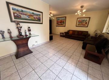 Casa de 6 habitaciones, Lima · La Molina Casa Venta Urb. Cactus Costado Camacho Zona Parques Paralela Frutales