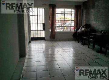 Local comercial · 320m² · 4 Dormitorios · Local en Alquiler + Departamento