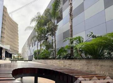Oficina comercial , Lima · Venta Y/o Alquiler Oficina en Edificio More - con Vista Al Golf de Surco - Piso 14
