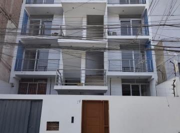 Departamento · 80m² · 3 Dormitorios · Departamento a La Venta en Zona Centrica S. J. m