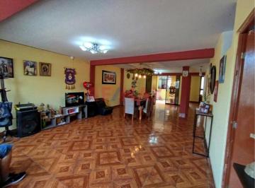 Departamento · 133m² · 3 Dormitorios · Departamento de 133 m² – El Agustino