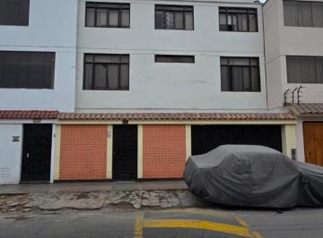 Departamento · 155m² · 4 Dormitorios · 1 Estacionamiento · Vendo Funcional Duplex 152 m² 2do Piso a Us 168,000, Urbanizacion Cahuache, San Luis
