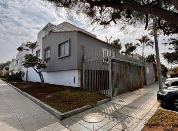 Oficina comercial · 508ha · 20 Dormitorios · 2 Estacionamientos · Venta con Factura: Casa Oficina 508 m² | San Borja | Crédito Fiscal