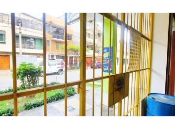Local comercial · 160m² · 2 Dormitorios · Alquiler de Local Comercial en Los Olivos – 160 m²