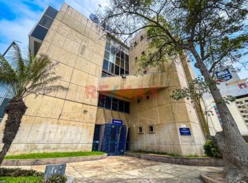 Local comercial · 2017m² · 28 Dormitorios · Alquilo Edificio Comercial en Esquina de Av Universitaria y Av La Marina