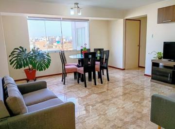 Departamento de 2 habitaciones, Lima · 79 m² Rodeado de Parques Dos Dorm. 2 Baños Impecable
