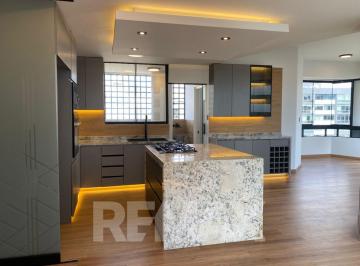 Departamento · 260m² · 4 Dormitorios · 1 Estacionamiento · Se Vende Duplex Penthouse en Malecon Cisneros Miraflores