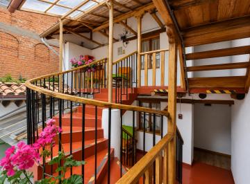 Hotel de 7 habitaciones, Cusco · ¡Gran Oportunidad de Inversión! Hotel + Restaurante en Venta en San Blas, Cusco