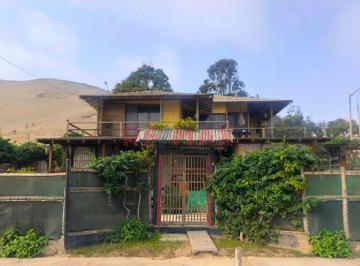 Casa · 326m² · 6 Dormitorios · Venta Casa de Playa Balneario de Santa Rosa