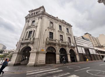 Oficina comercial , Lima · Venta de Oficina – Frente a Plaza San Martín