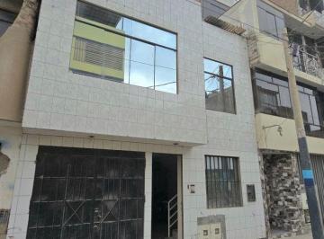 Casa de 10 habitaciones, Lima · Se Vende Casa de 2 Pisos Mas Estacionamiento en San Martin de Porres