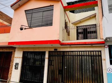 Casa de 9 habitaciones, Lima · Venta de Casa en San Martin de Porres