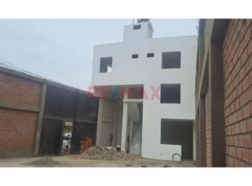 Terreno / Lote · 60m² · Terreno Urbano Cercado con Oficinas