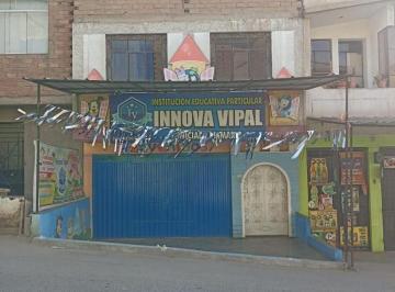 Casa · 300m² · 10 Dormitorios · 1 Estacionamiento · Venta de Casa de 3 Pisos en Huaycan - Ate