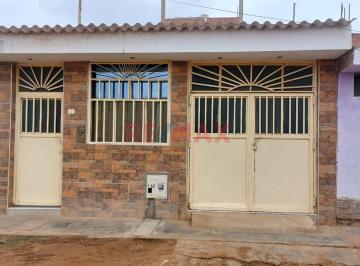 Casa · 106m² · 3 Dormitorios · ¡Oportunidad de Venta – Casa en Pueblo Joven Las Flores de La Pradera! (J. Ruiz)