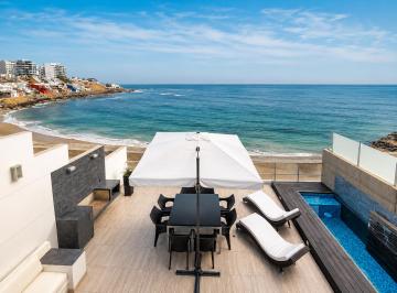 Casa de 5 habitaciones, Lima · Casa de Lujo en Primera Fila en Playa Caballeros