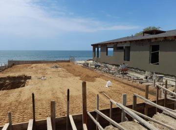 Terreno / Lote · 300m² · 1 Estacionamiento · Terreno de Playa en Puerto Loco con Terraza y Piscina Vista Al Mar!