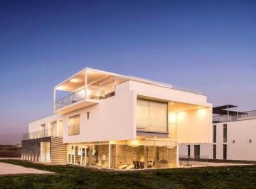 Casa de playa de 4 habitaciones, Cañete · Venta de Casa de Playa – La Jolla, Asia