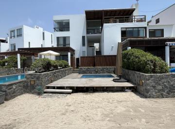 Casa · 285m² · 3 Dormitorios · 2 Estacionamientos · Linda Casa en Alquiler en Condominio El Barco en Pulpos Verano 2025