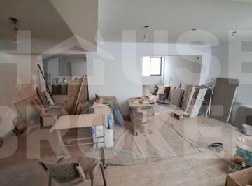 Departamento de 4 habitaciones, Lima · 1er Piso Estreno Frente a Parque