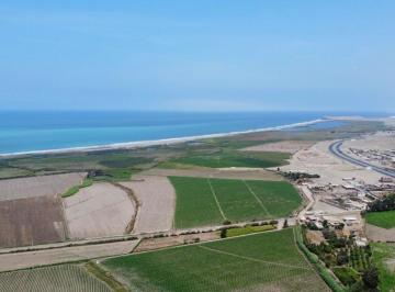 Terreno / Lote · 2830m² · Venta de Terreno Urbano Para Casa de Campo / Playa — Huacho, Lima