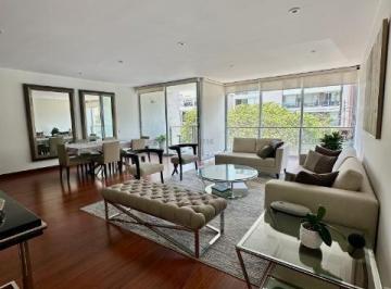 Departamento · 210m² · 3 Dormitorios · 4 Estacionamientos · Lindo Departamento