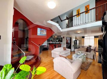 Casa de 6 habitaciones, Lima · Casa + Departamento Independiente