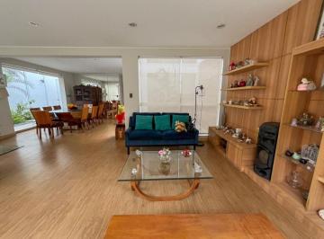 Casa de 3 habitaciones, Lima · Casa Moderna en Condominio – Rinconada Baja, La Molina